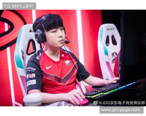 深入分析JDG与V5对决中的战术布局与关键决策